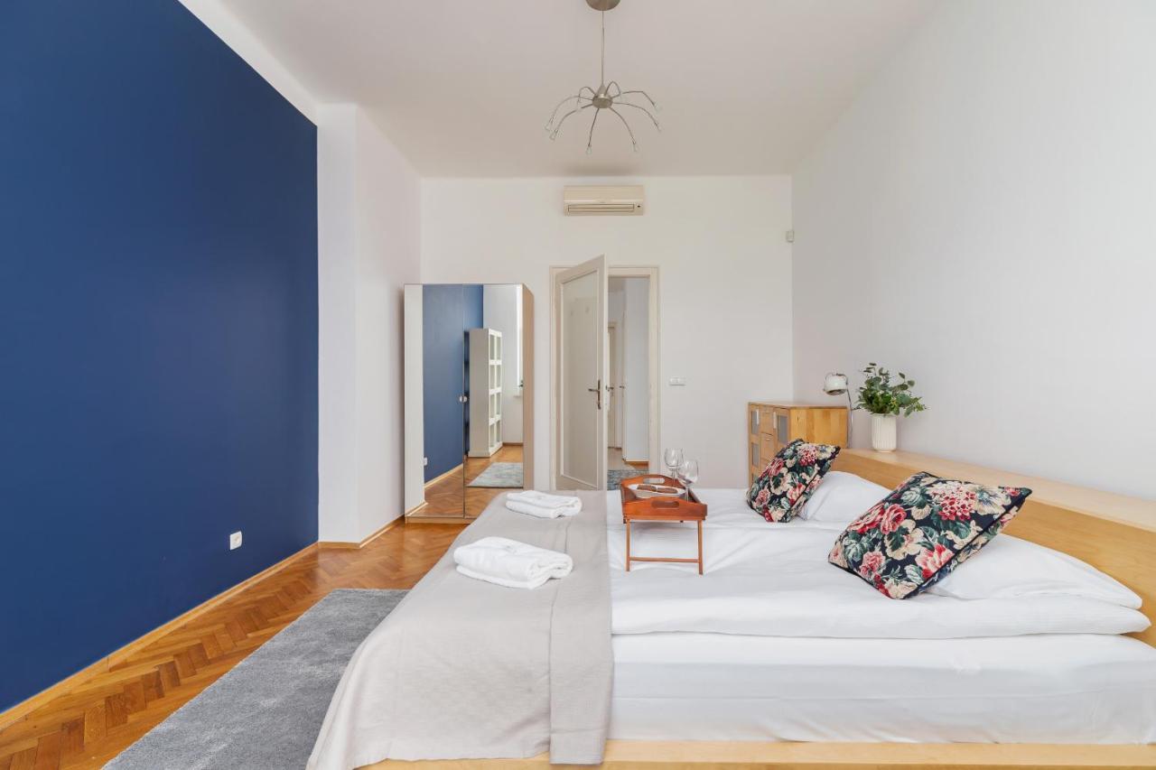 Slowacki Avenue Family Apartments Cracow By Noclegi Renters كراكوفيا المظهر الخارجي الصورة