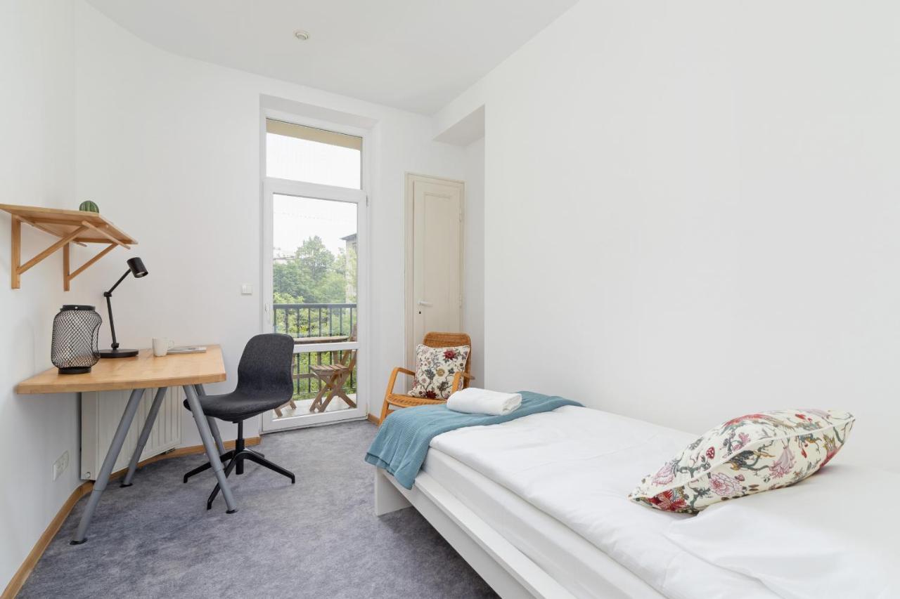 Slowacki Avenue Family Apartments Cracow By Noclegi Renters كراكوفيا المظهر الخارجي الصورة