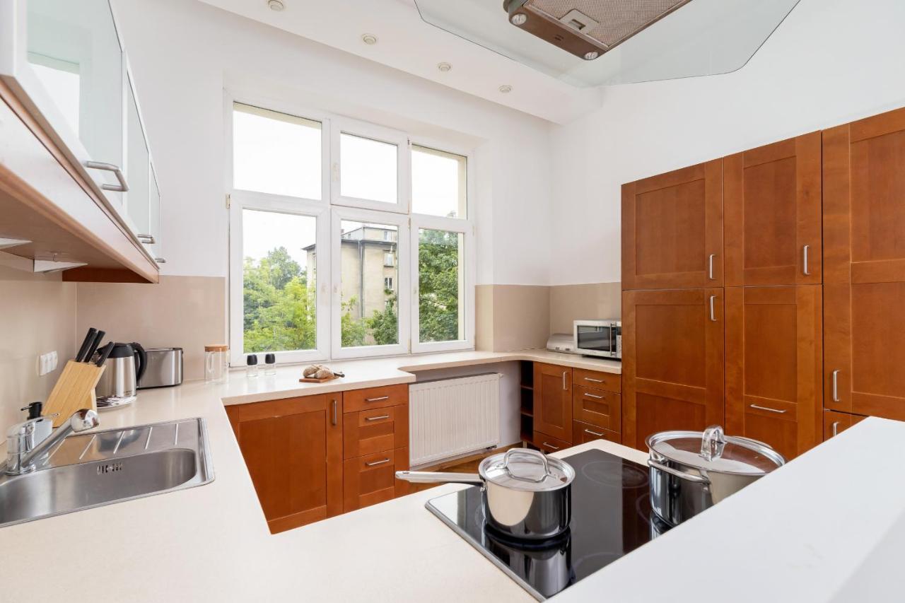 Slowacki Avenue Family Apartments Cracow By Noclegi Renters كراكوفيا المظهر الخارجي الصورة