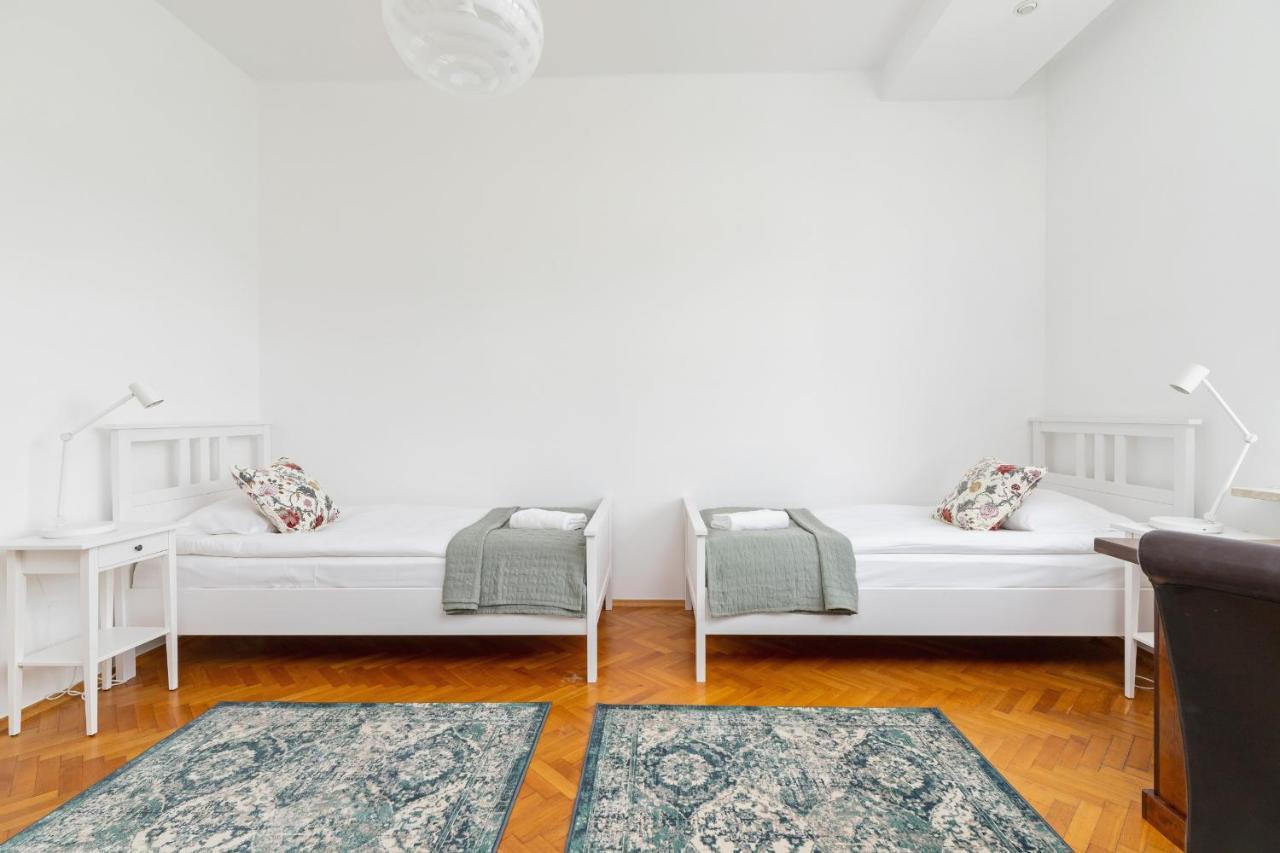 Slowacki Avenue Family Apartments Cracow By Noclegi Renters كراكوفيا المظهر الخارجي الصورة