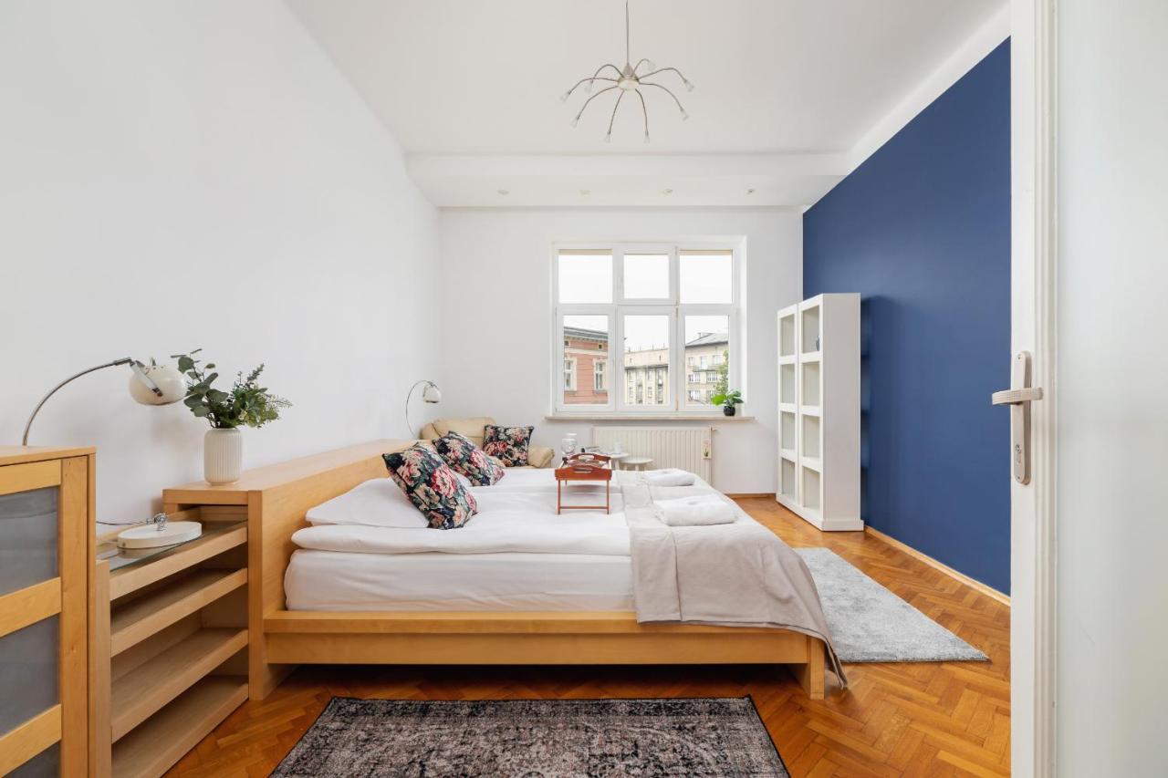 Slowacki Avenue Family Apartments Cracow By Noclegi Renters كراكوفيا المظهر الخارجي الصورة