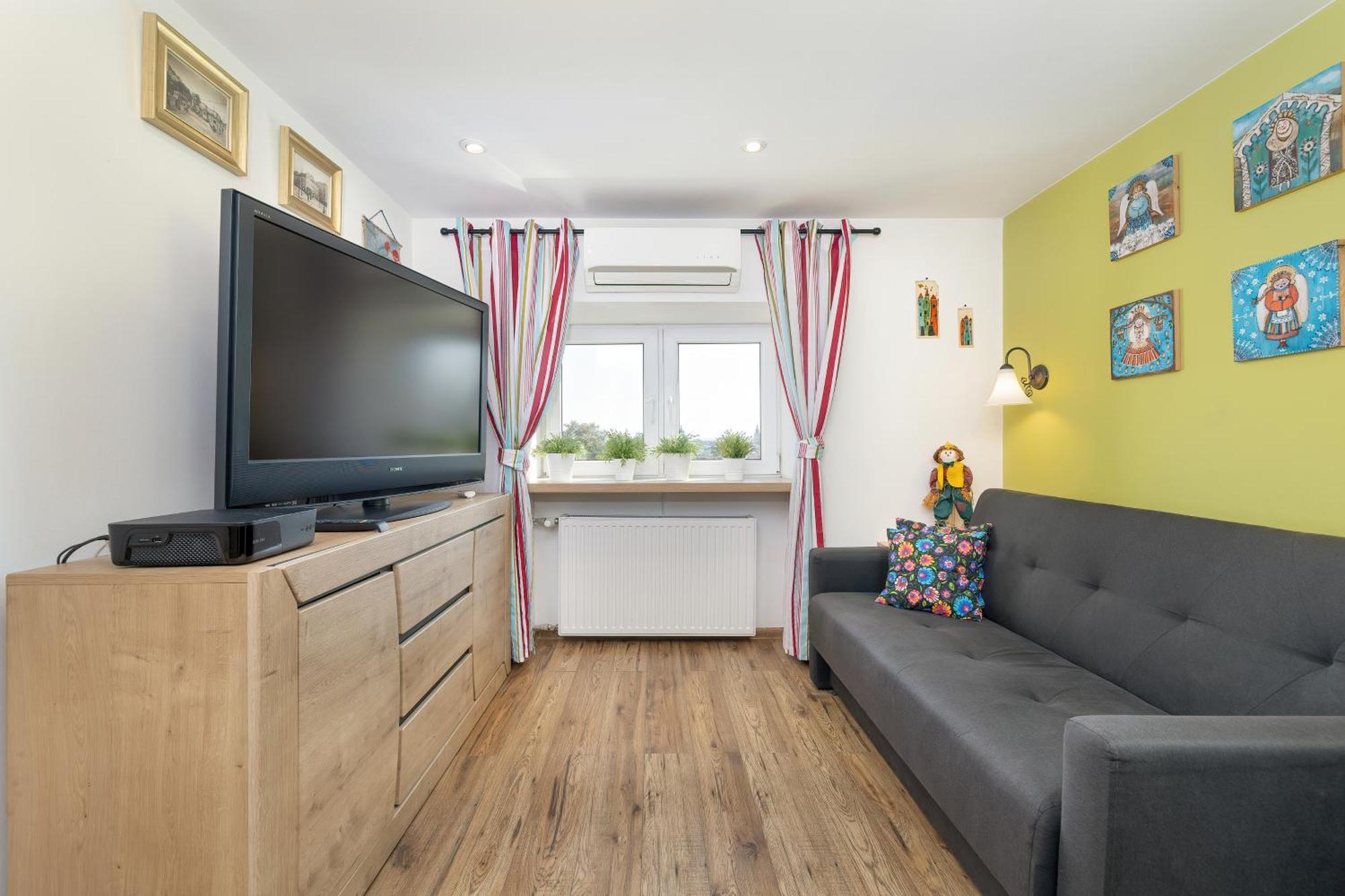 Slowacki Avenue Family Apartments Cracow By Noclegi Renters كراكوفيا المظهر الخارجي الصورة